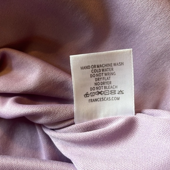 Francesca‘s-mi ami-M-Lavender purple-wrap dress.Tie detail, built in slip v-neck - Picture 8 of 13